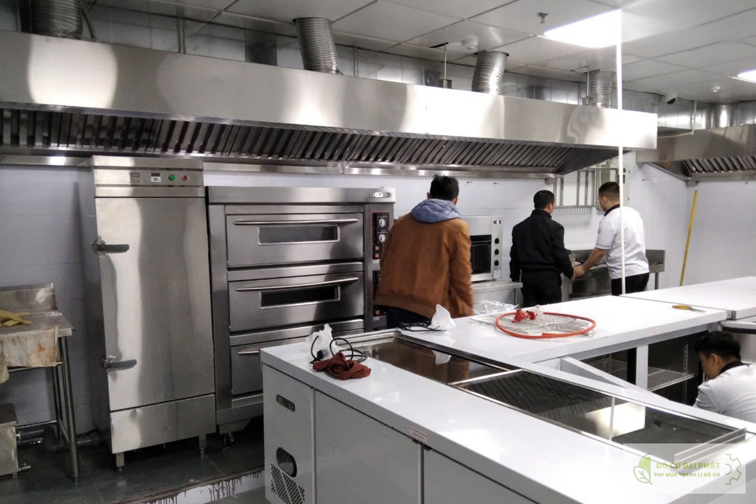 Đại Phát kiểm định thiết bị nhà hàng cũ trước khi báo giá thu mua