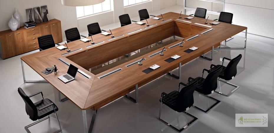 Bàn ghế văn phòng